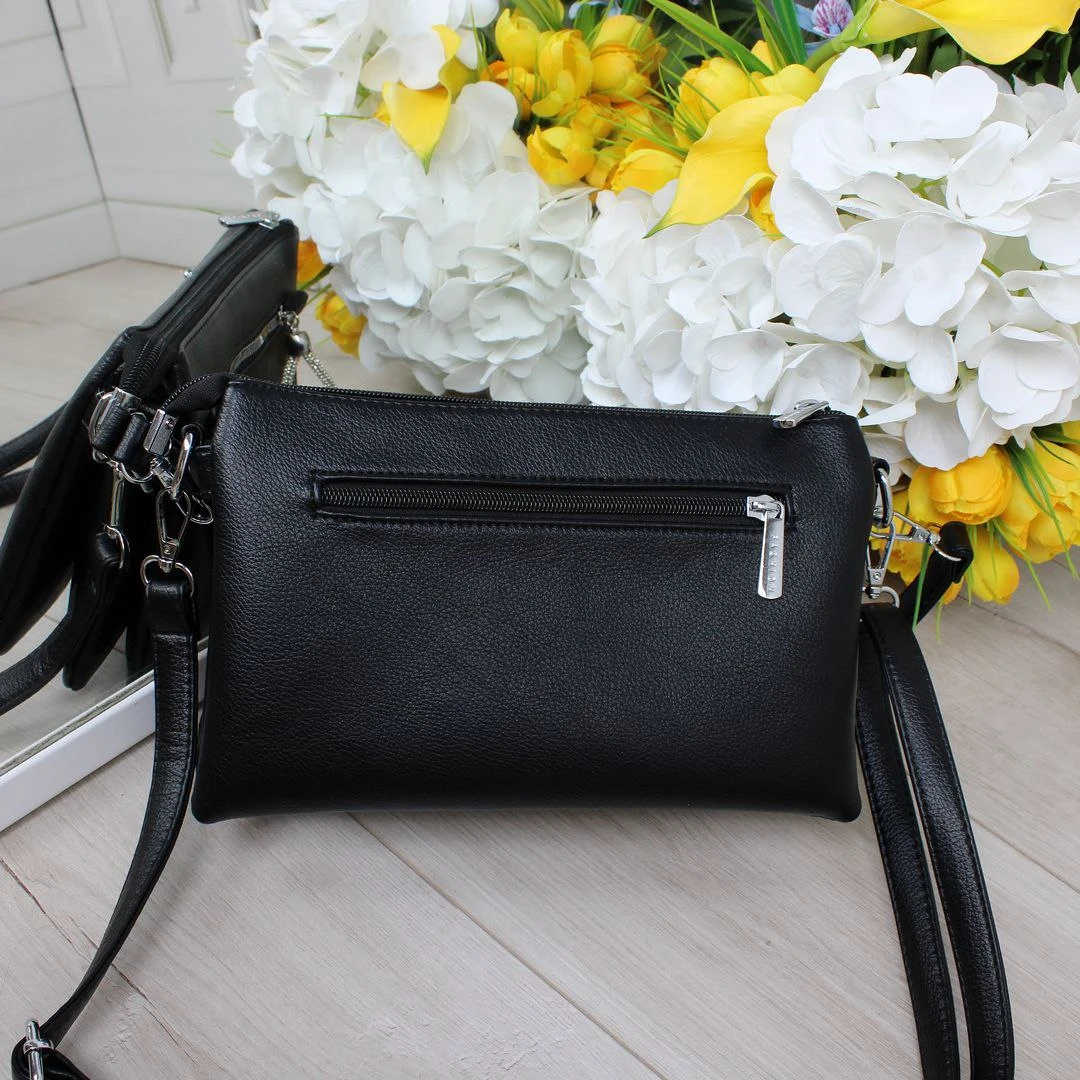 Жіноча сумка крос-боді чорна з екошкіри для щоденного носіння